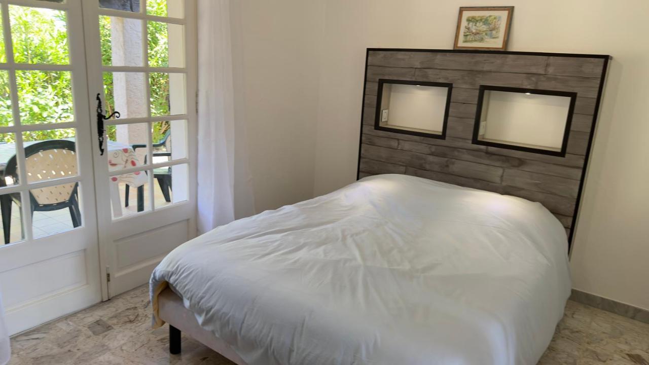 Villa Entiere Au Calme Dans Village Provencal Peymeinade Esterno foto